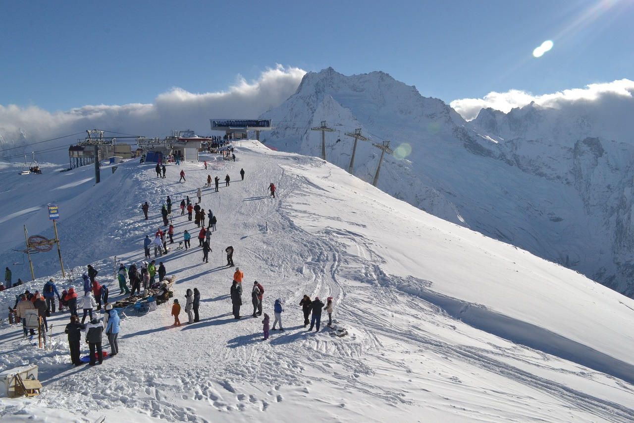 Первый пятизвездочный отель откроется этой зимой на горнолыжном курорте Домбай