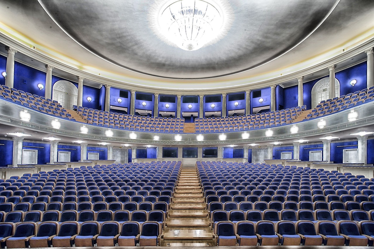 Более 50 театров капитально отремонтируют в рамках нацпроекта "Культура"